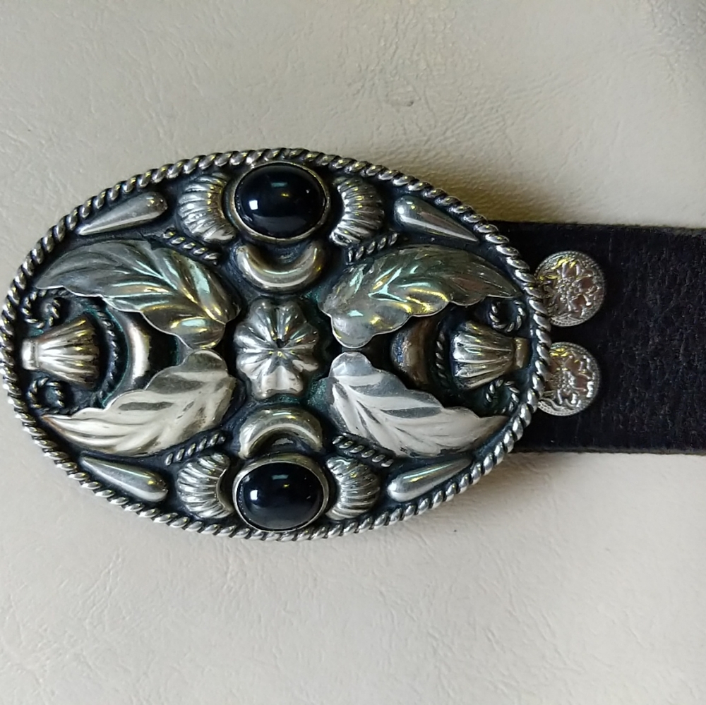 Vintage Women's Alpaca Mexico Silver Belt Size 34